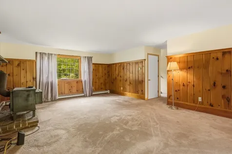 16 Jana Lane Stratham NH 03885
