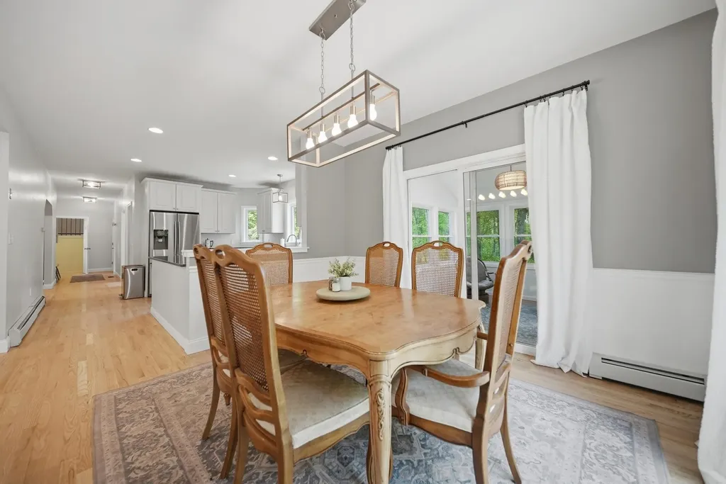 7 Stony Point Drive Londonderry NH 03053