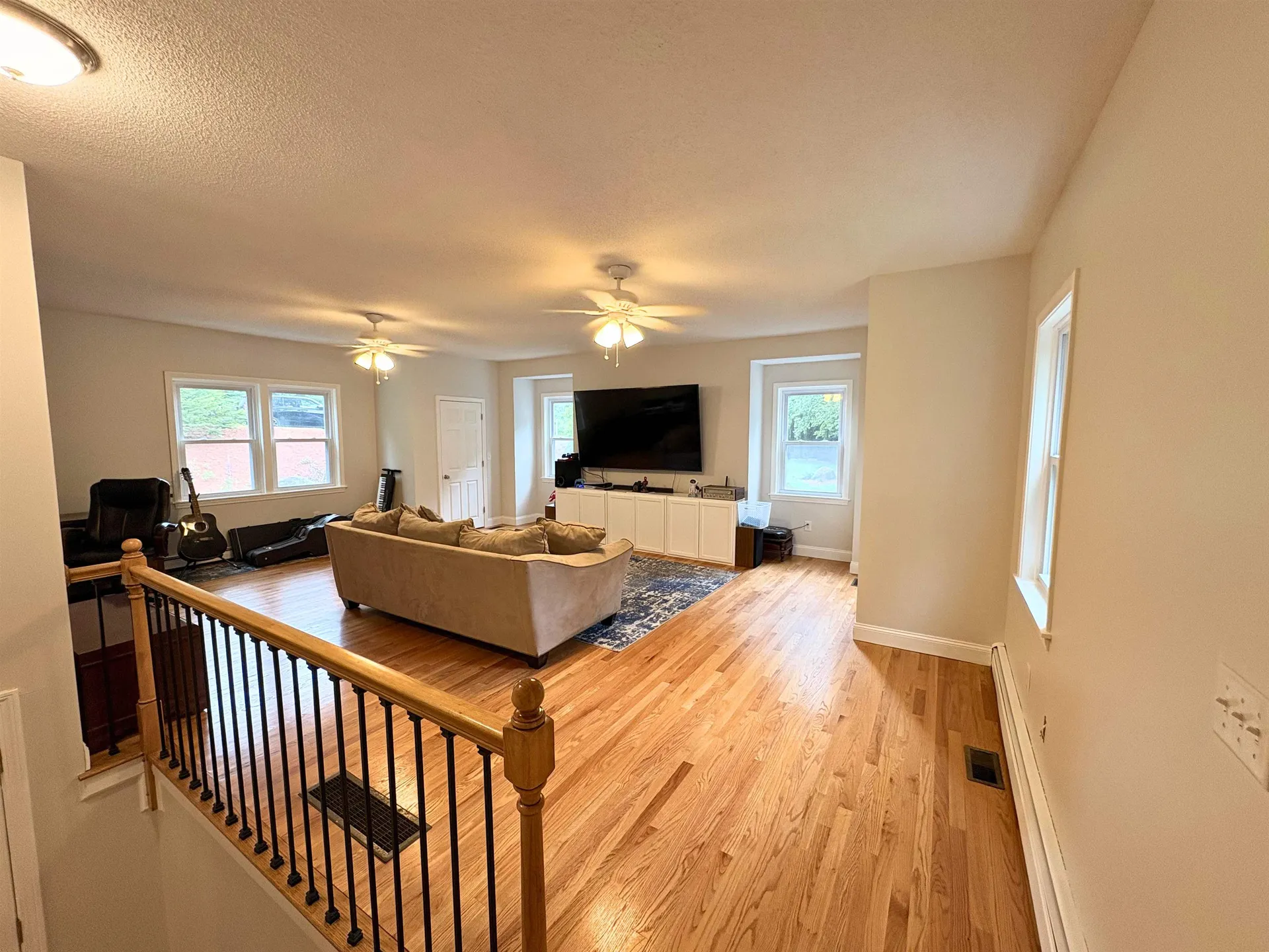 7 Stony Point Drive Londonderry NH 03053