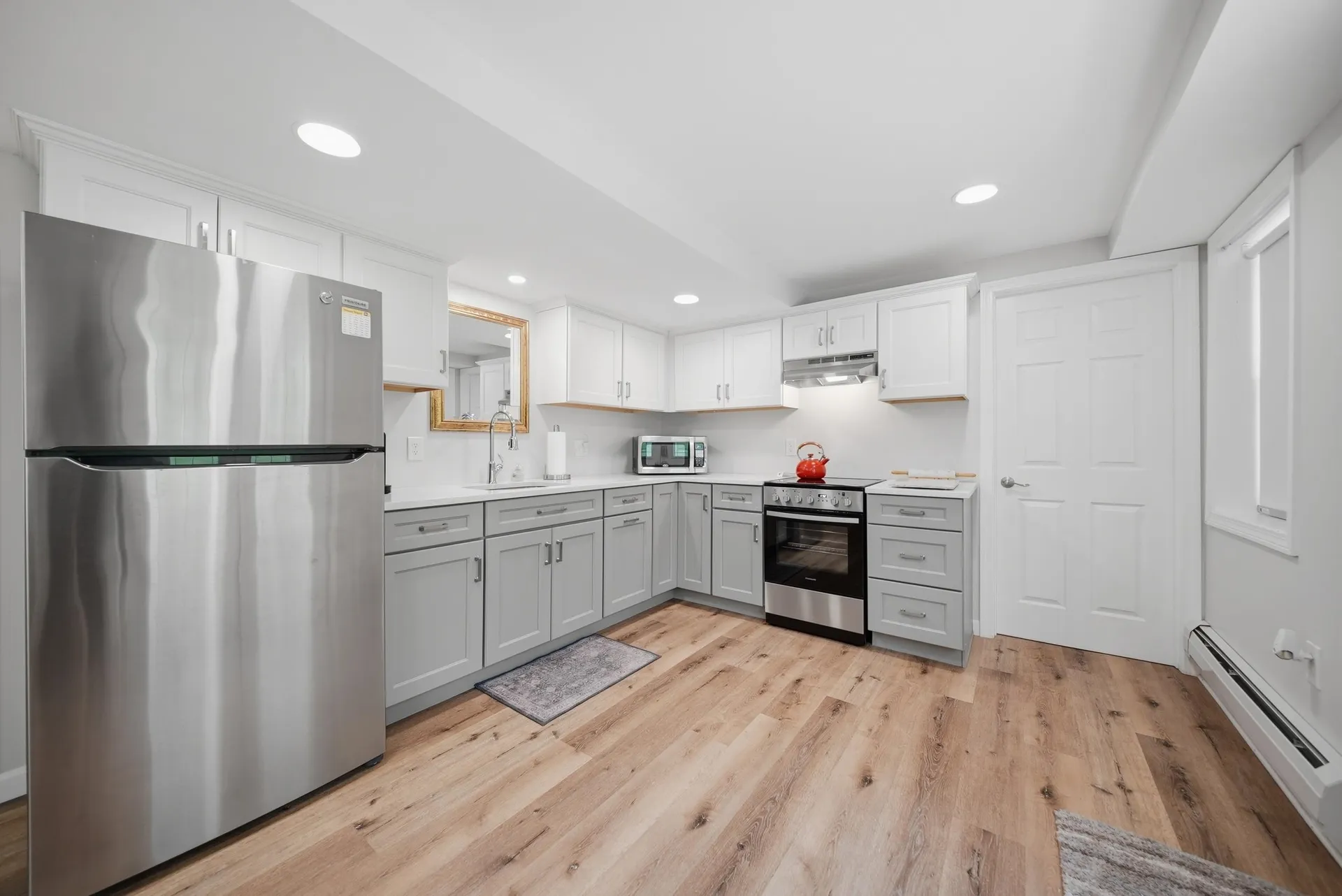 7 Stony Point Drive Londonderry NH 03053