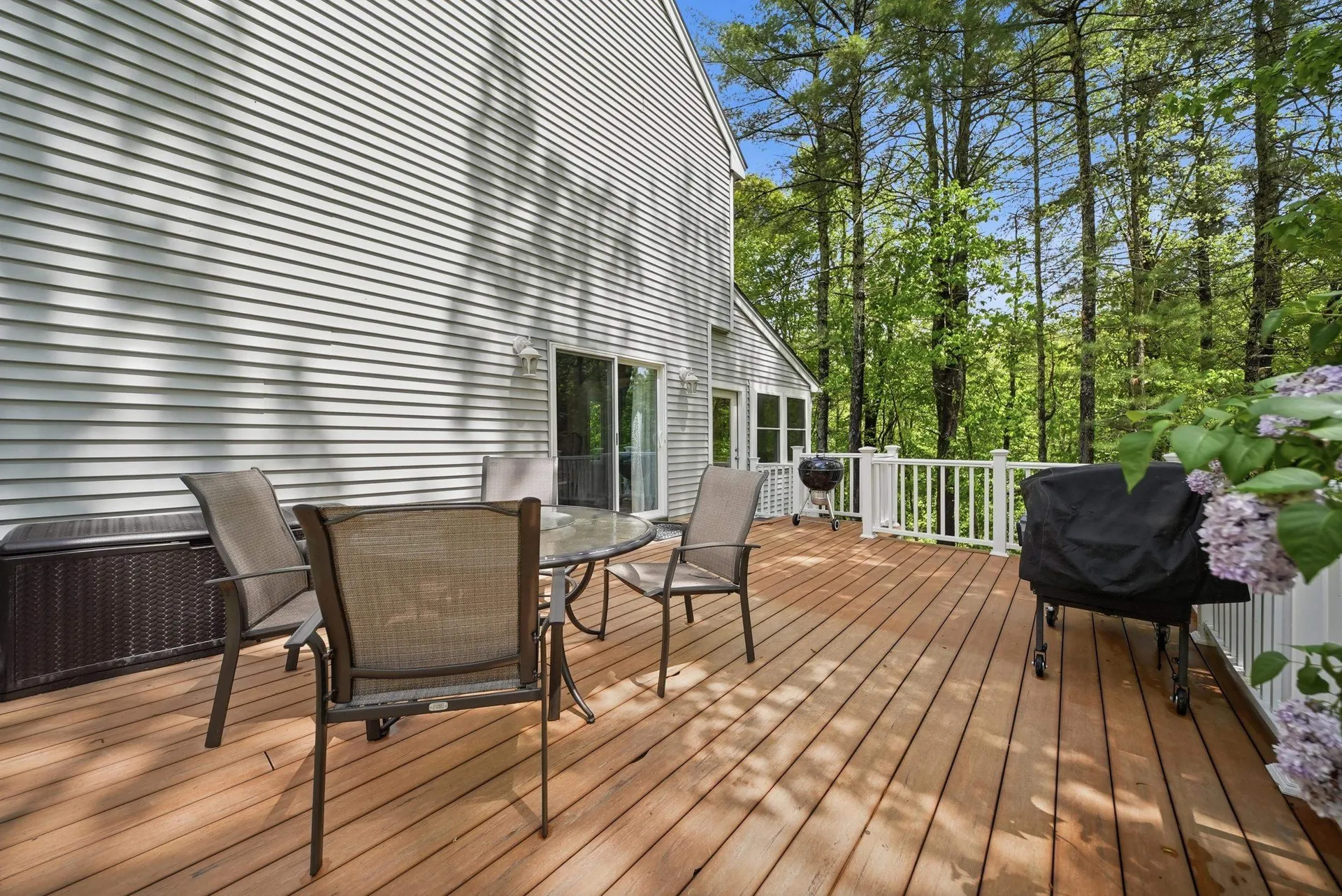 7 Stony Point Drive Londonderry NH 03053