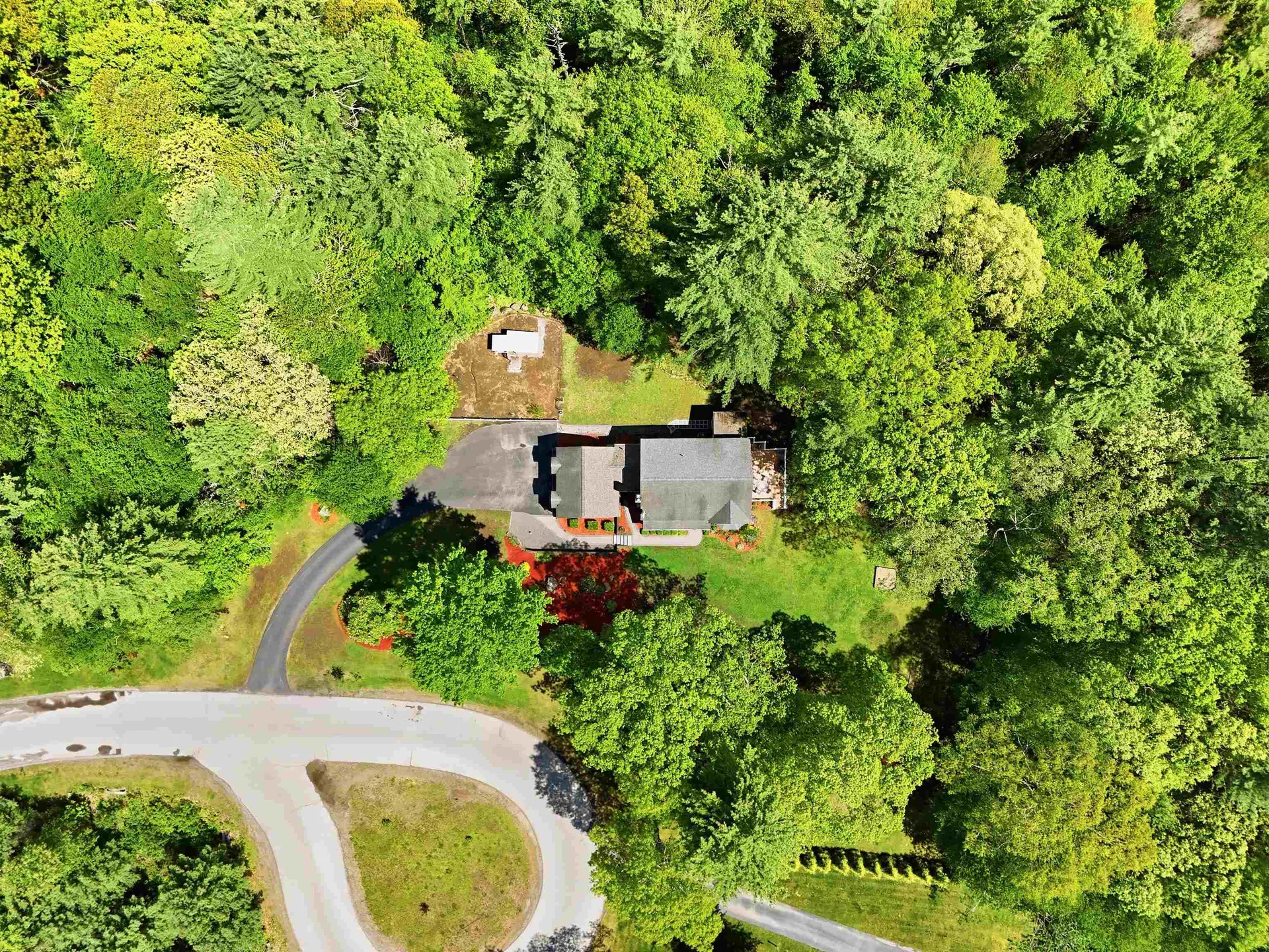 7 Stony Point Drive Londonderry NH 03053