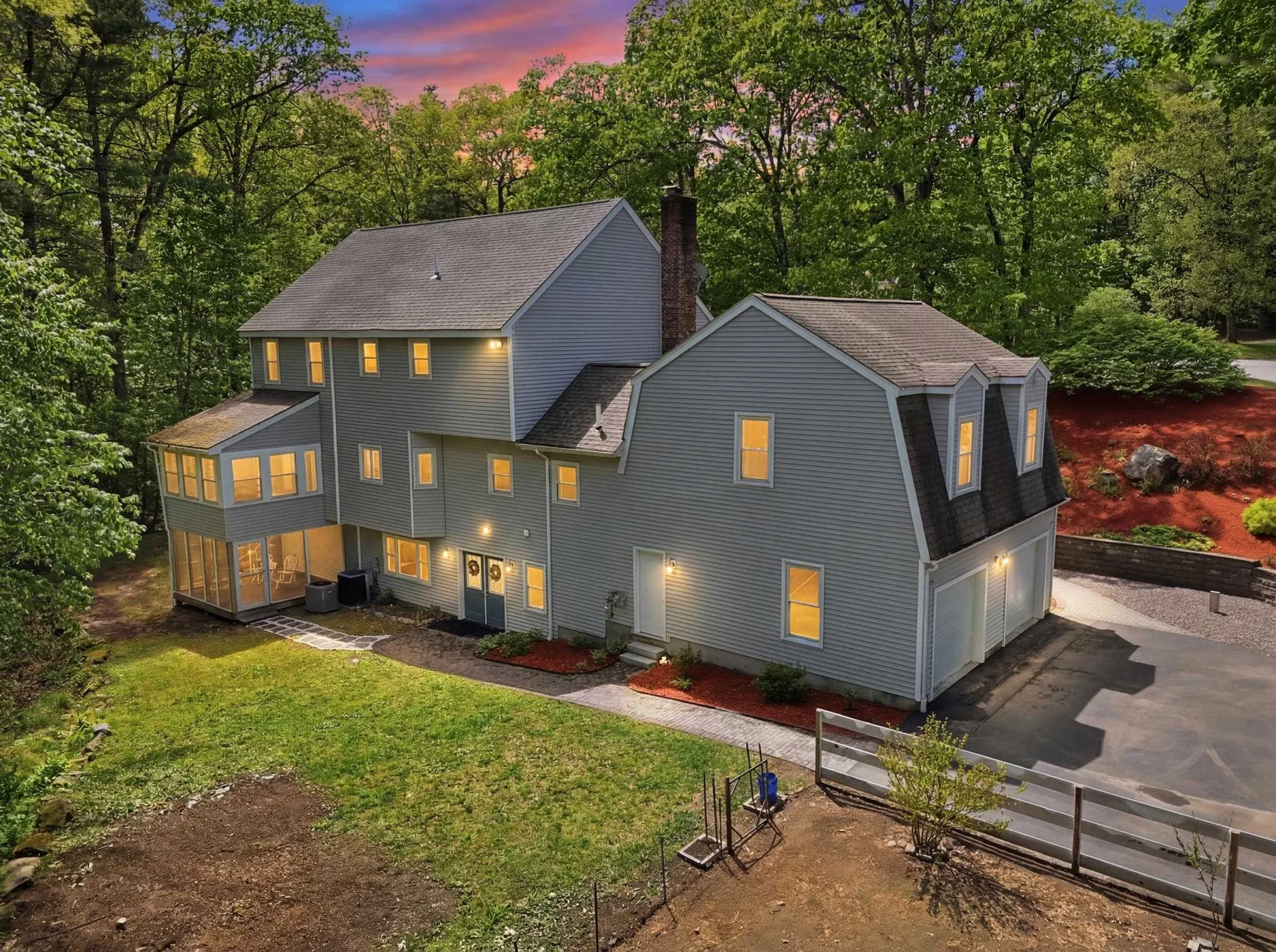 7 Stony Point Drive Londonderry NH 03053