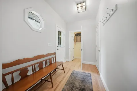 7 Stony Point Drive Londonderry NH 03053