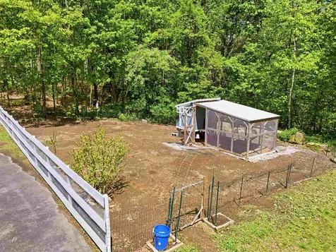 7 Stony Point Drive Londonderry NH 03053