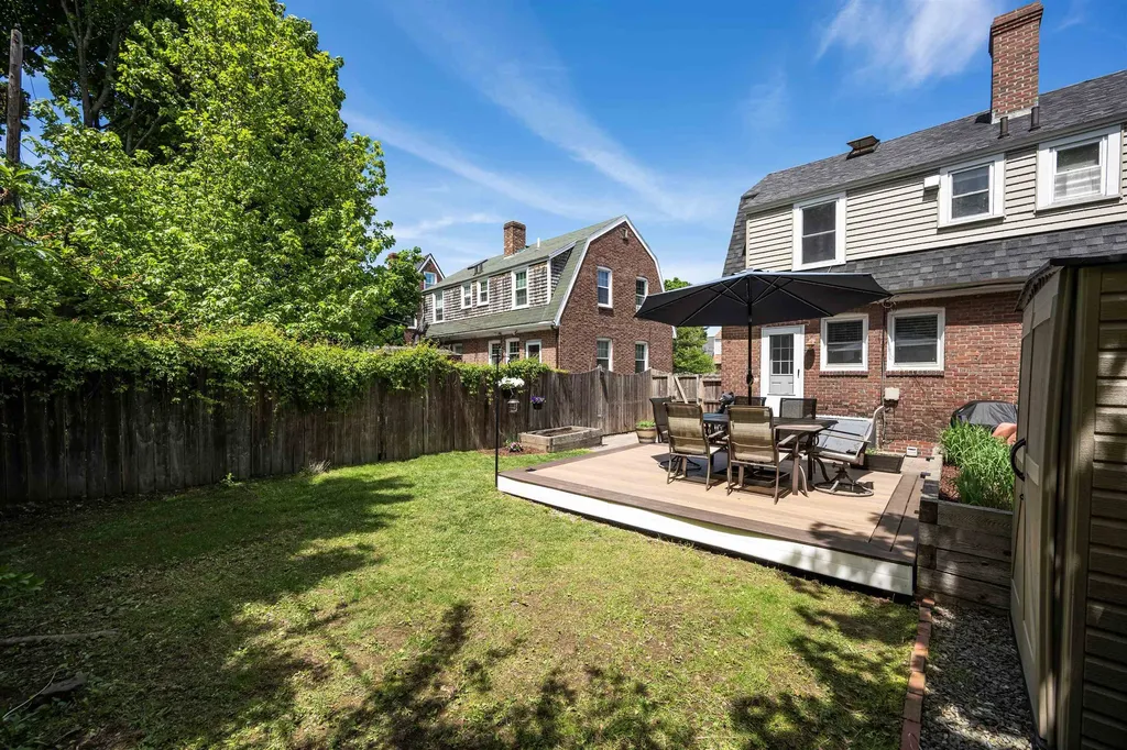 189 Concord Way Portsmouth NH 03801