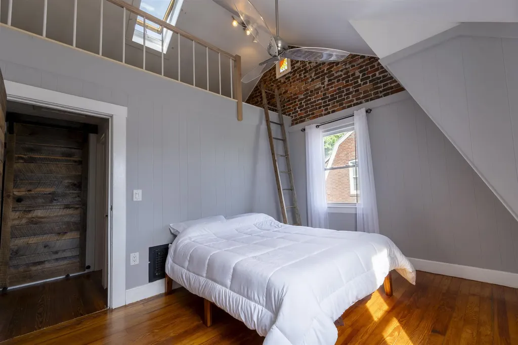 189 Concord Way Portsmouth NH 03801