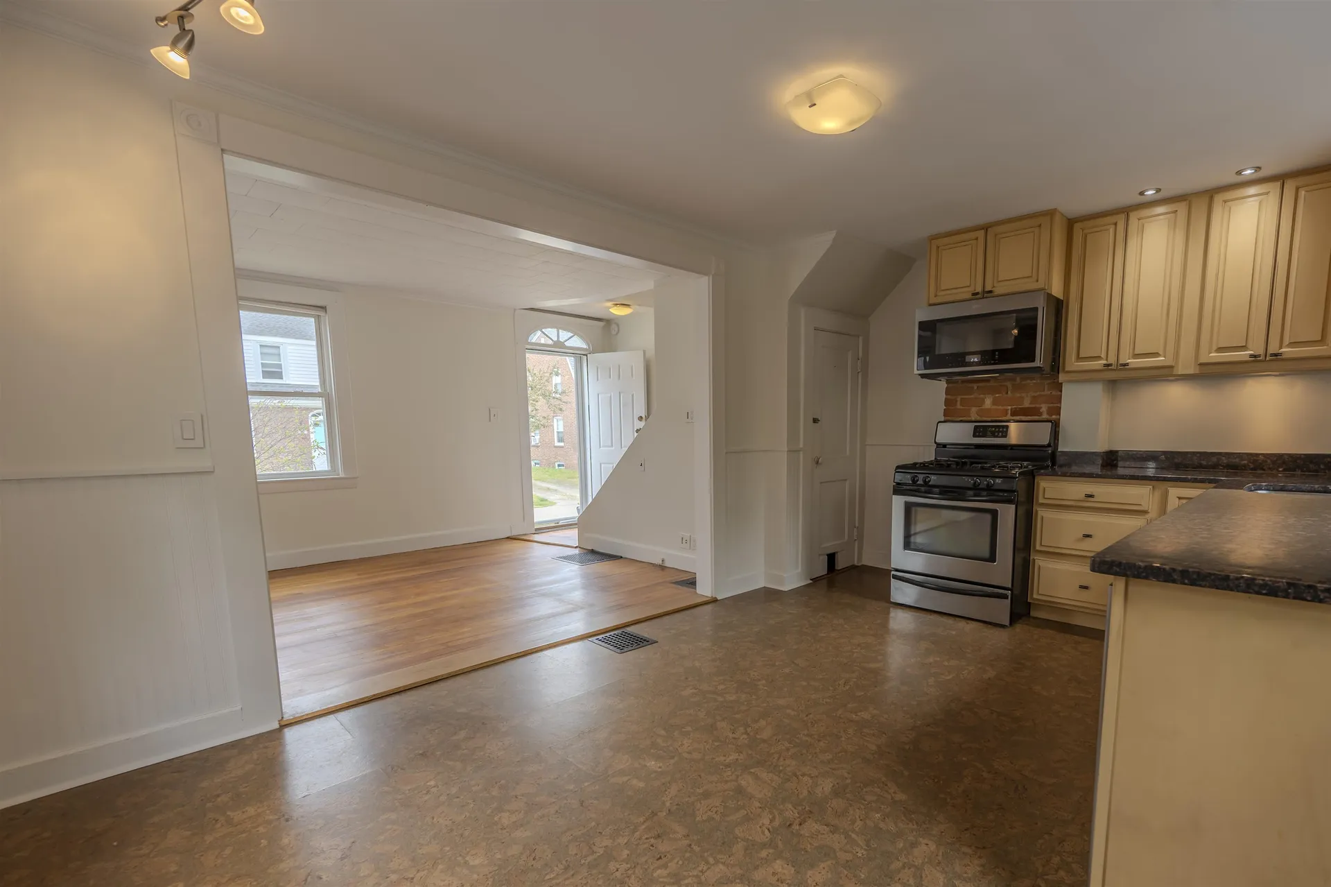 189 Concord Way Portsmouth NH 03801