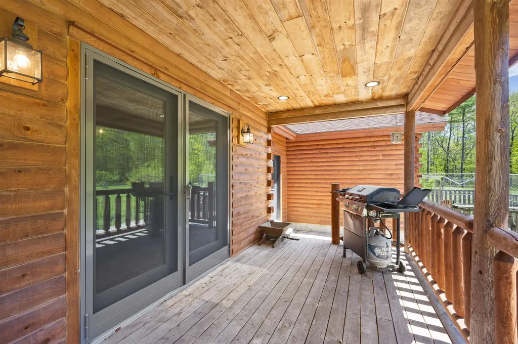 157 Mill Road Durham NH 03824