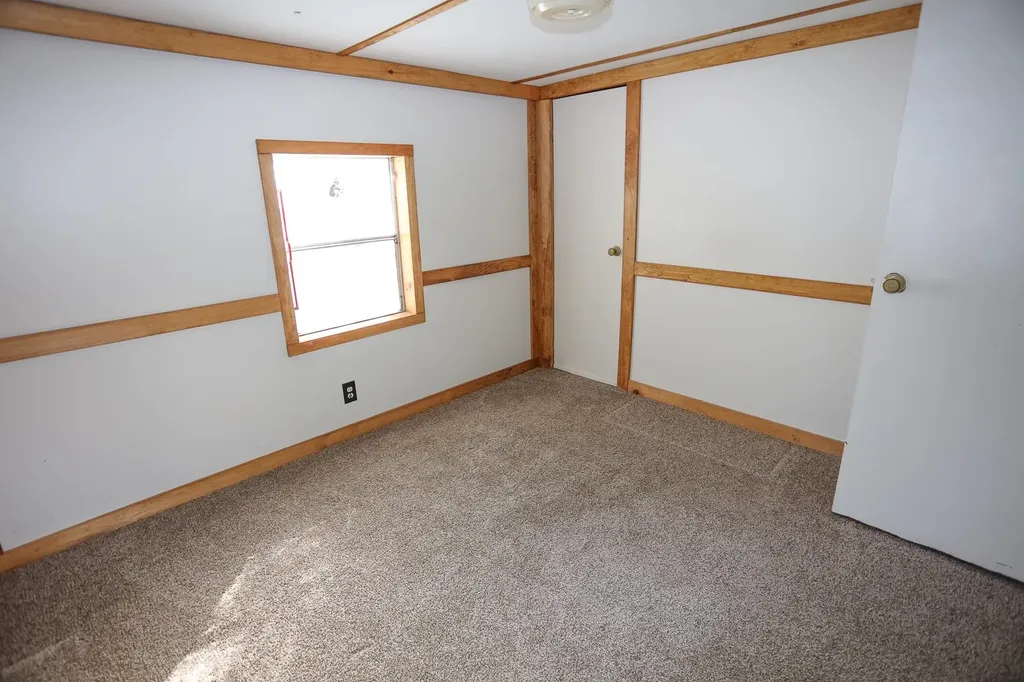 36 Allen Lane Tamworth NH 03886