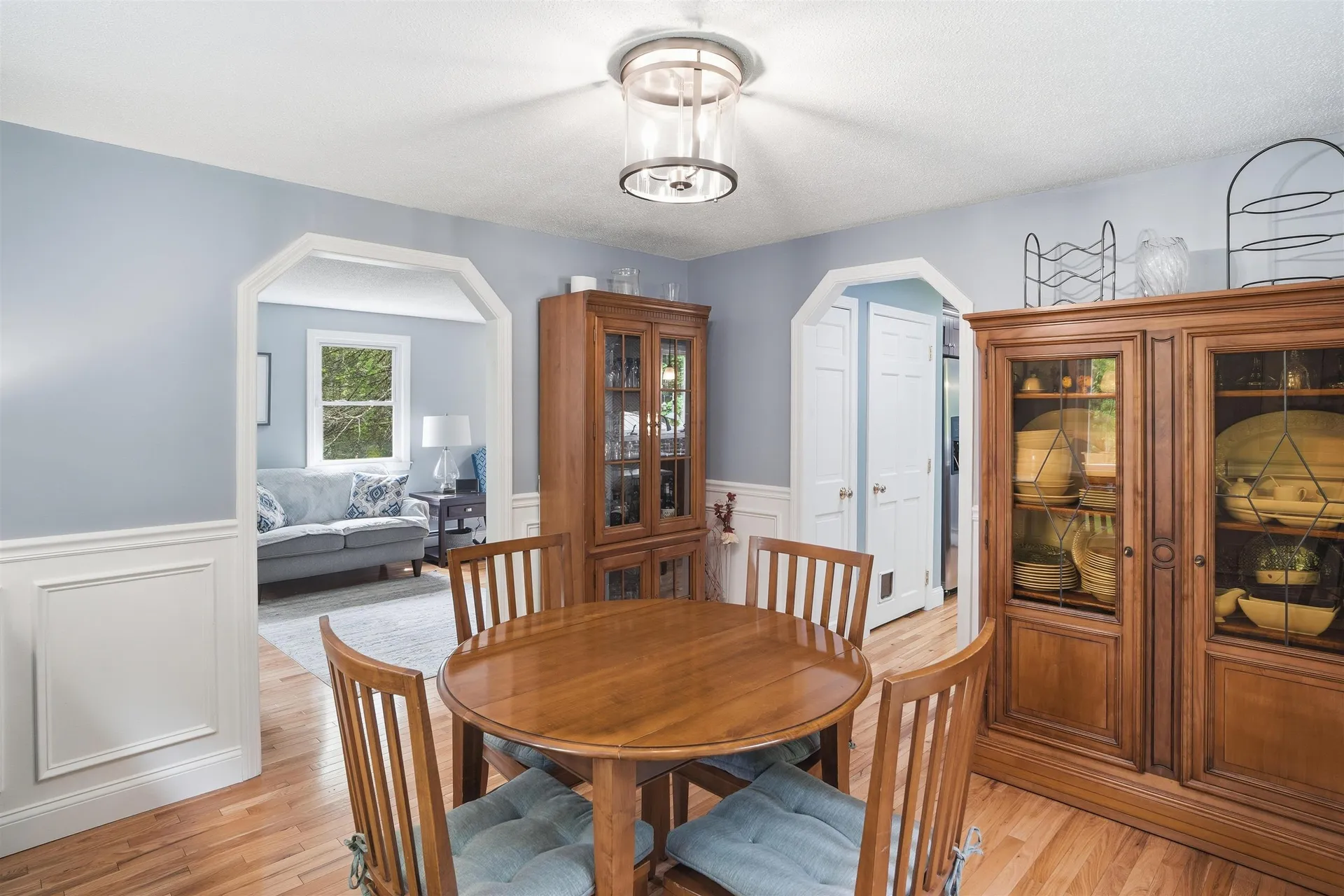 7 Hampshire Drive Derry NH 03038