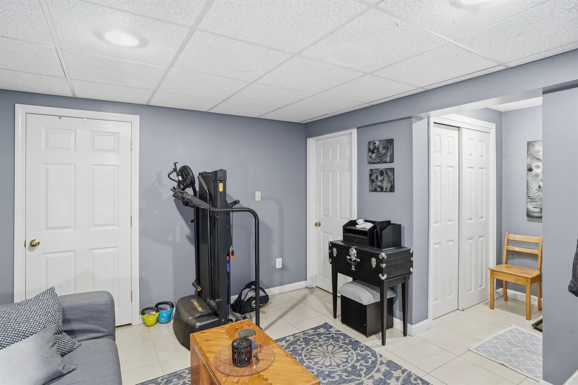 7 Hampshire Drive Derry NH 03038