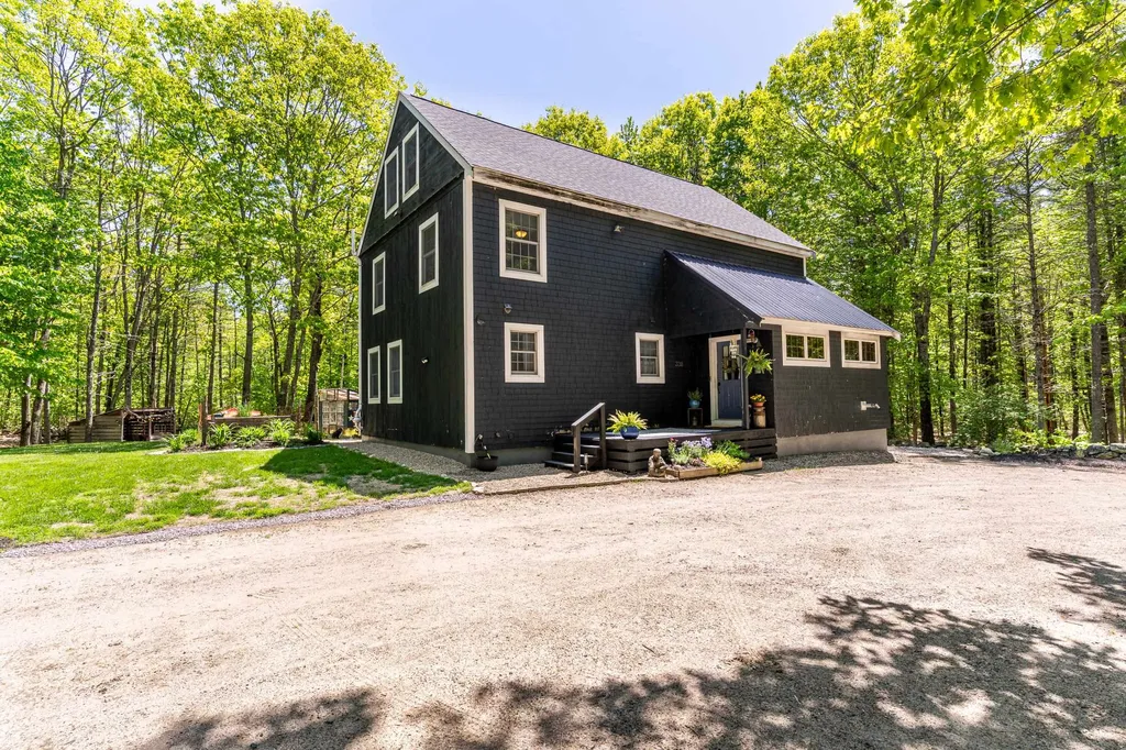 338 Middleton Road Wolfeboro NH 03894