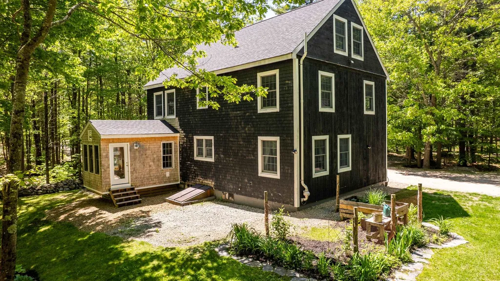 338 Middleton Road Wolfeboro NH 03894