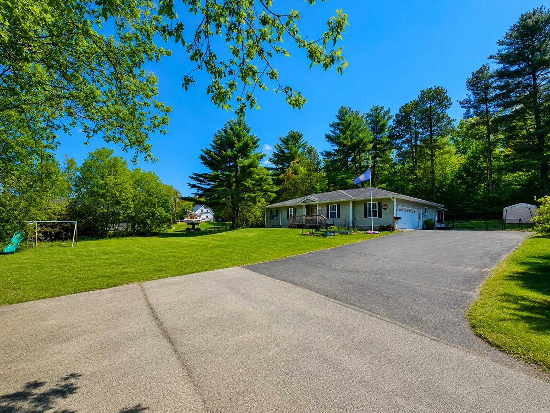 69 Edgewood Drive Newport City VT 05855