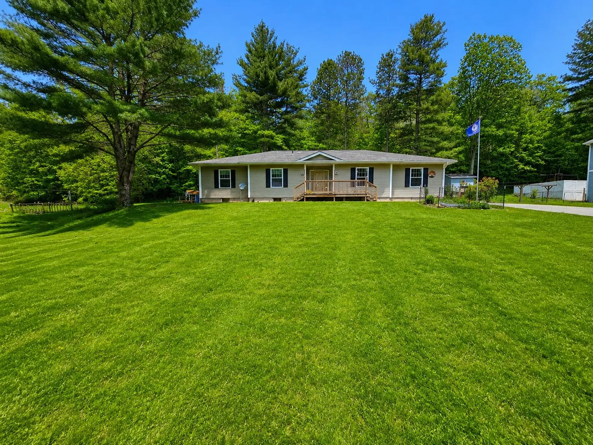 69 Edgewood Drive Newport City VT 05855