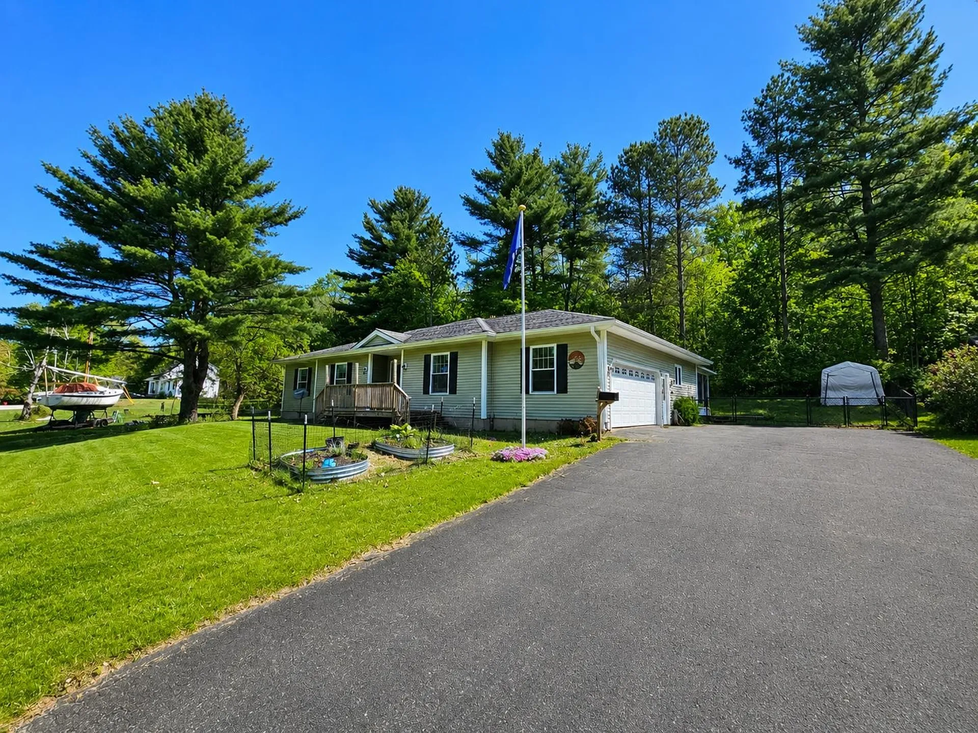 69 Edgewood Drive Newport City VT 05855