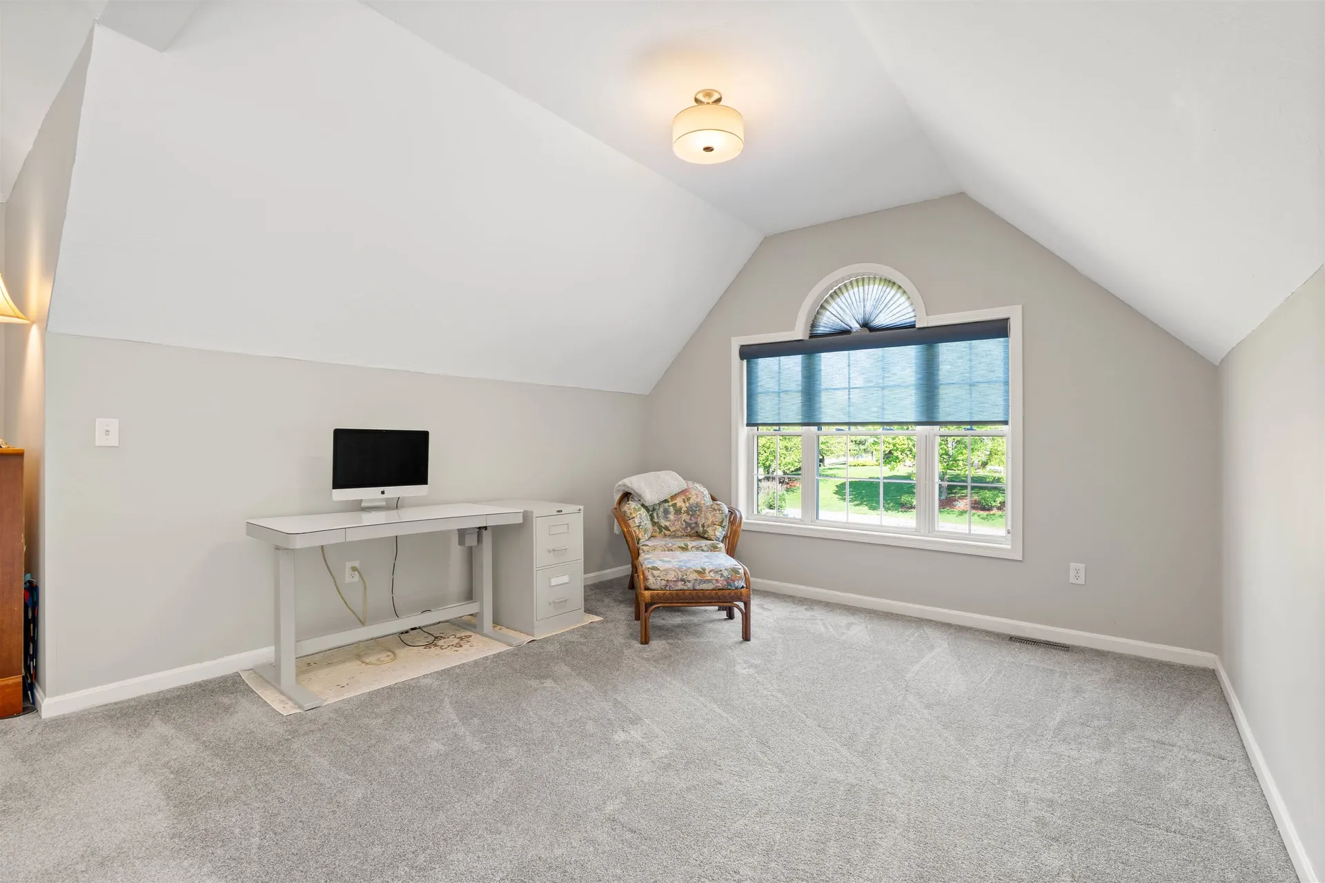 25 Chandler Drive Londonderry NH 03053