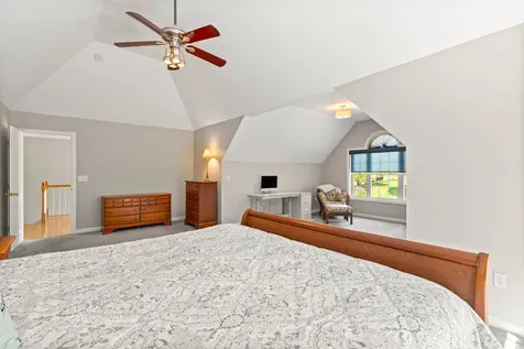 25 Chandler Drive Londonderry NH 03053