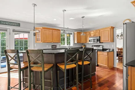 25 Chandler Drive Londonderry NH 03053