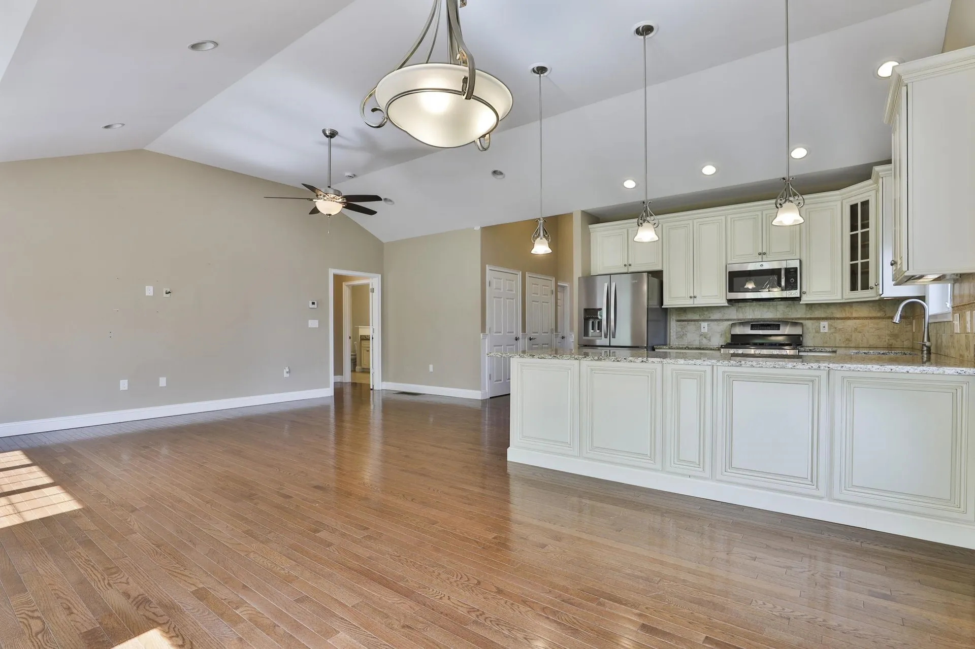 9 Black Forest Circle Londonderry NH 03053