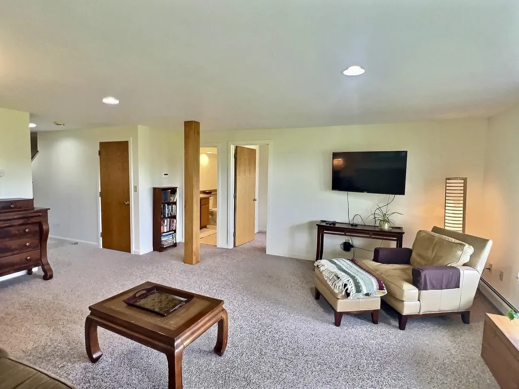 19 North Peak Village Road Newbury NH 03255