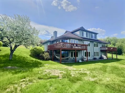 19 North Peak Village Road Newbury NH 03255