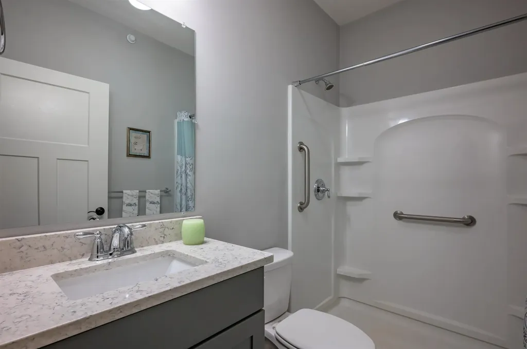 10 Abenaki Circle Merrimack NH 03054