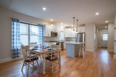 10 Abenaki Circle Merrimack NH 03054