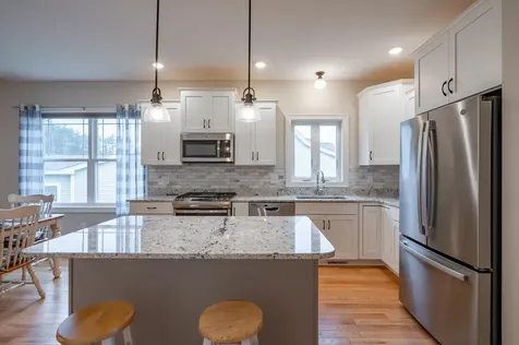 10 Abenaki Circle Merrimack NH 03054