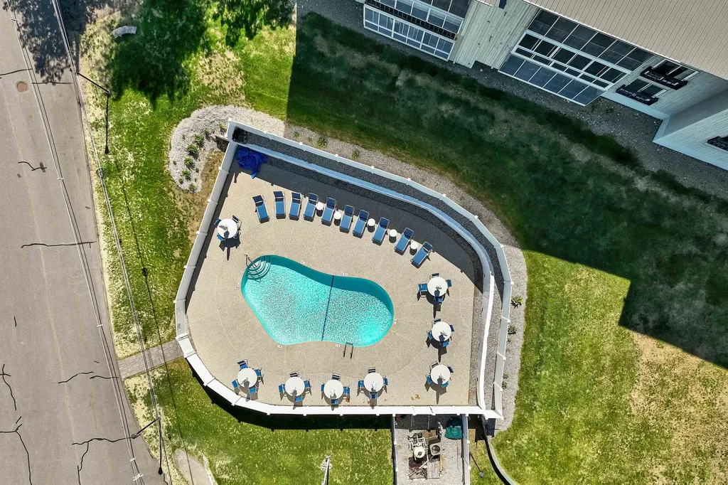 883 Weirs Boulevard Laconia NH 03246