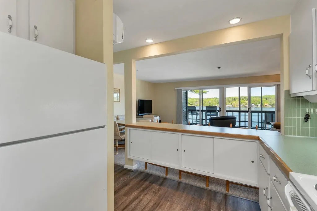 883 Weirs Boulevard Laconia NH 03246