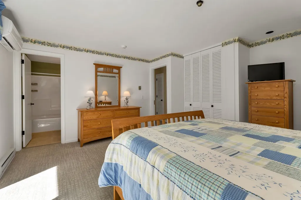 883 Weirs Boulevard Laconia NH 03246