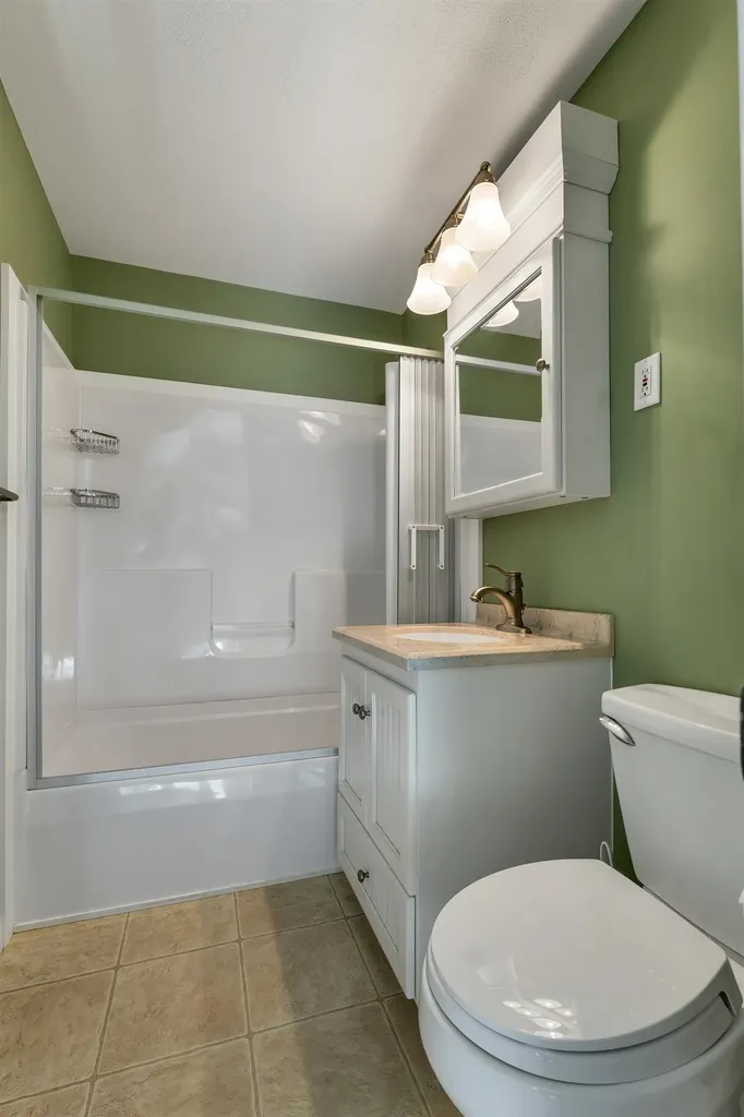 883 Weirs Boulevard Laconia NH 03246