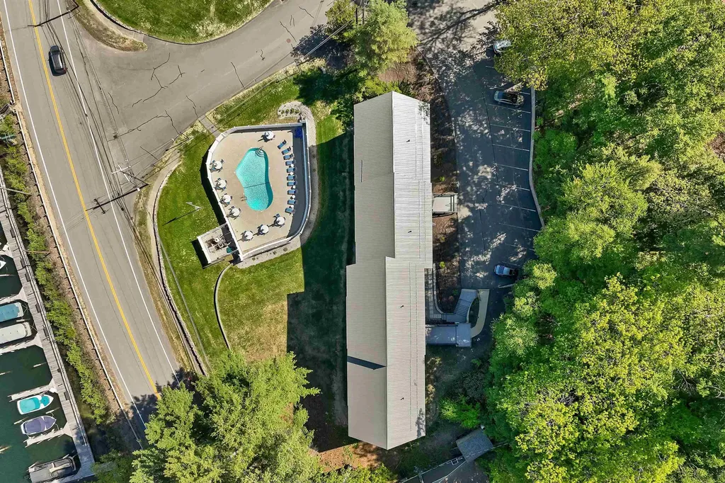 883 Weirs Boulevard Laconia NH 03246