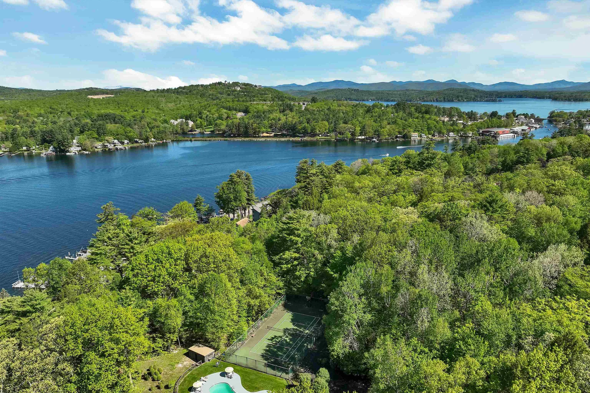 883 Weirs Boulevard Laconia NH 03246