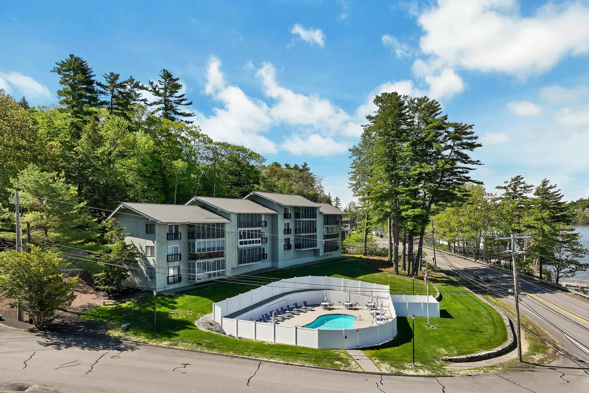 883 Weirs Boulevard Laconia NH 03246