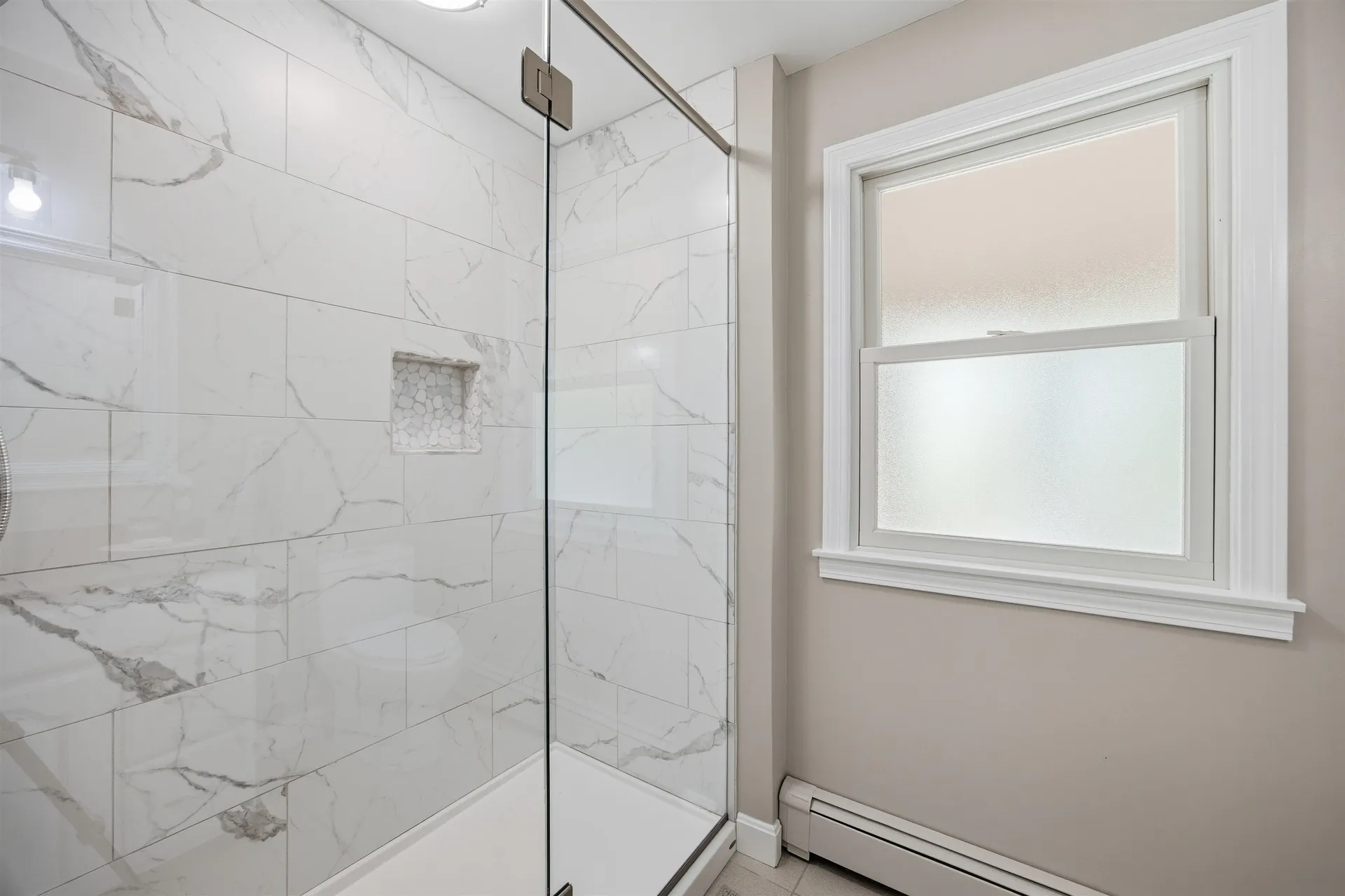 5 Pinecrest Circle Bedford NH 03110
