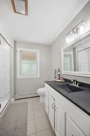 5 Pinecrest Circle Bedford NH 03110