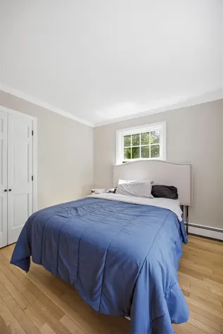 5 Pinecrest Circle Bedford NH 03110