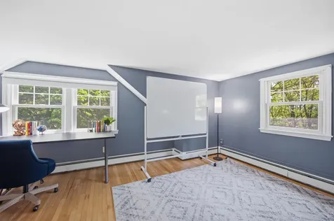 5 Pinecrest Circle Bedford NH 03110