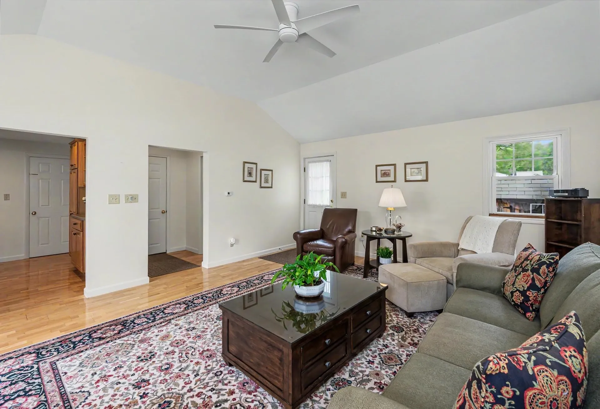 14 Upstone Drive Nashua NH 03063