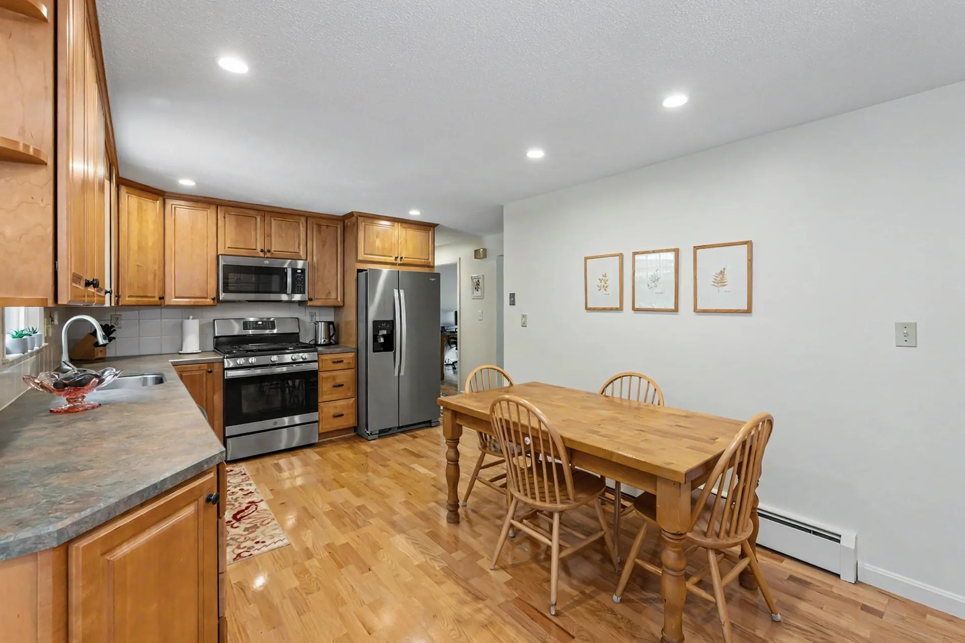 14 Upstone Drive Nashua NH 03063