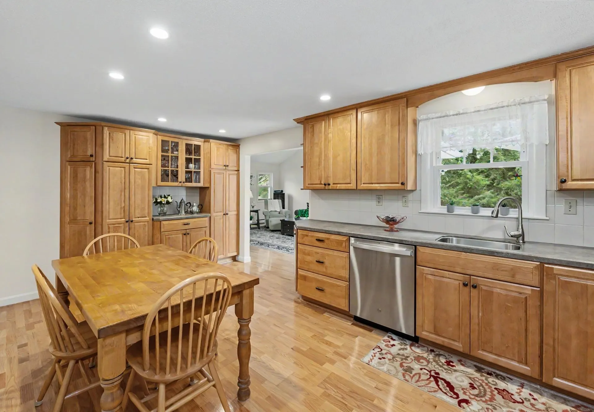 14 Upstone Drive Nashua NH 03063