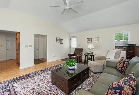 14 Upstone Drive Nashua NH 03063