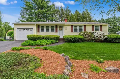 14 Upstone Drive Nashua NH 03063