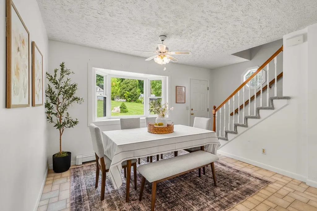 8 Maplewood Avenue Goffstown NH 03045