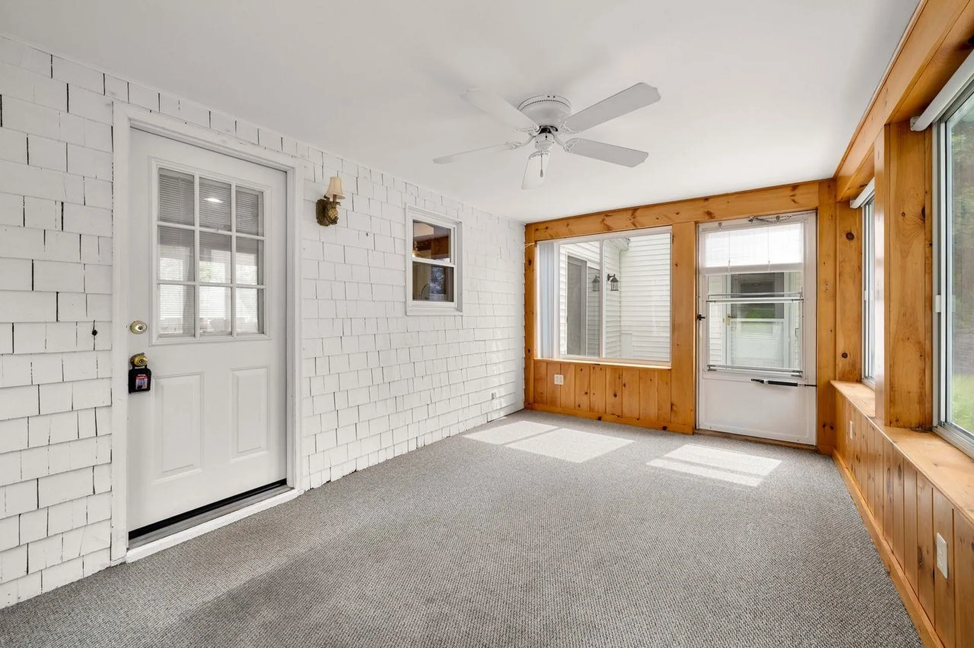 8 Maplewood Avenue Goffstown NH 03045