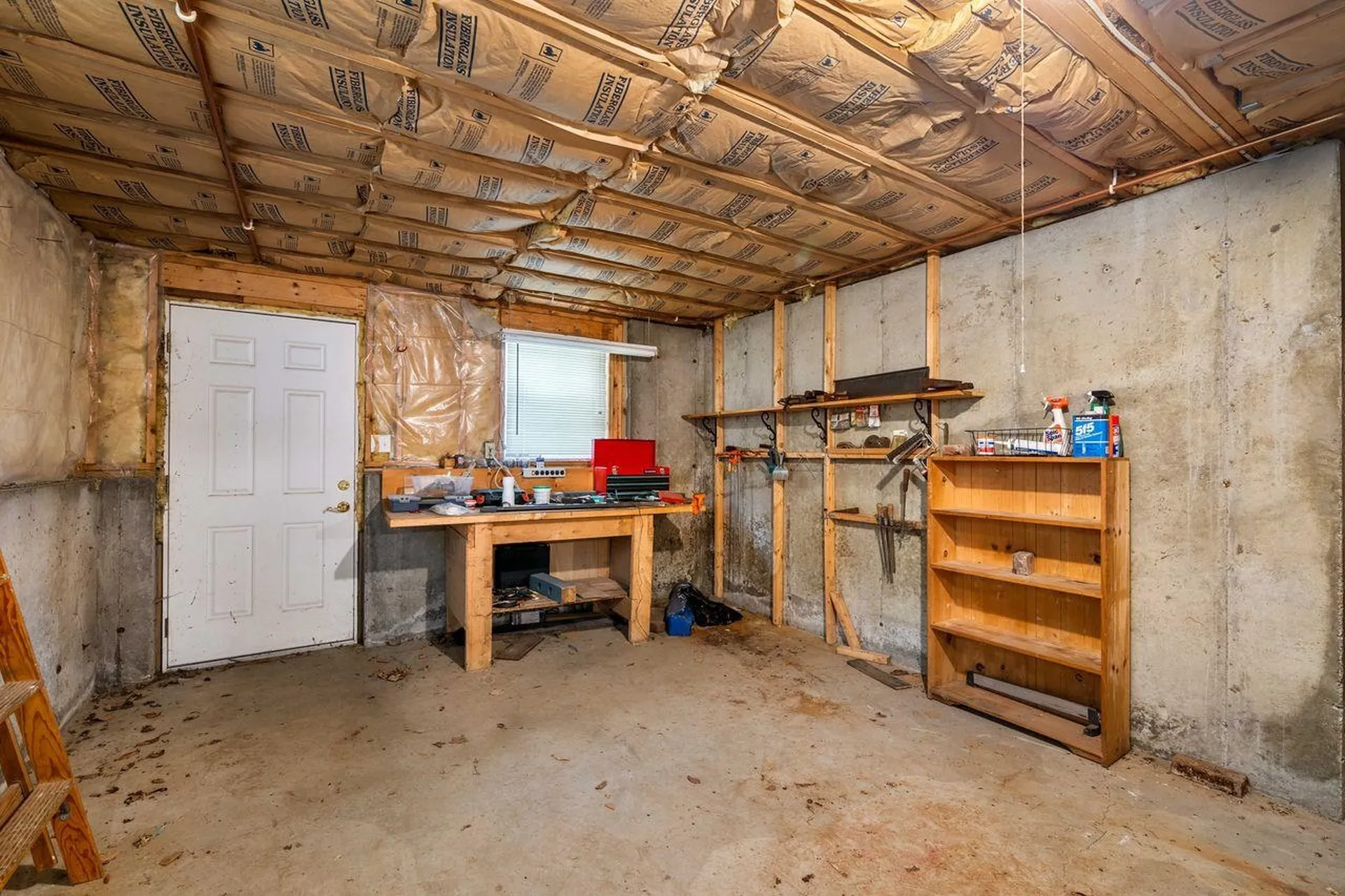 8 Maplewood Avenue Goffstown NH 03045