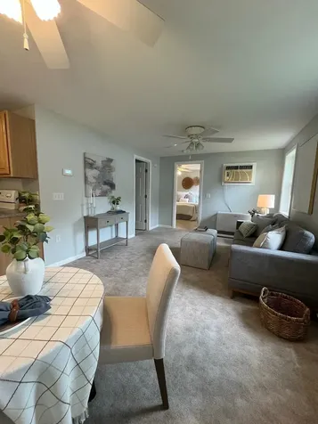 8 Maplewood Avenue Goffstown NH 03045